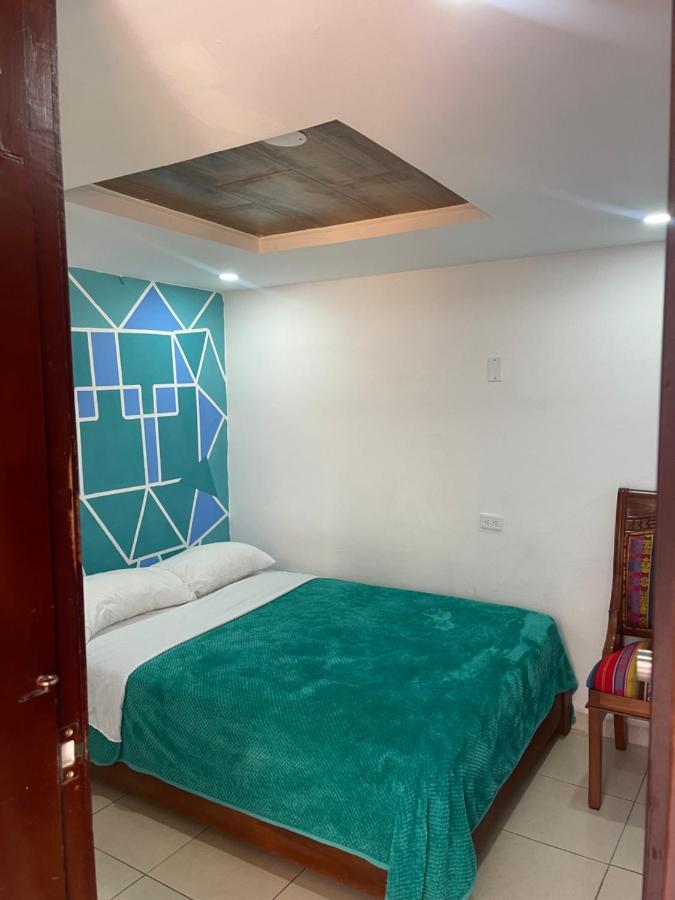 El Jardin Escondido Party Hostel Banos  Bagian luar foto